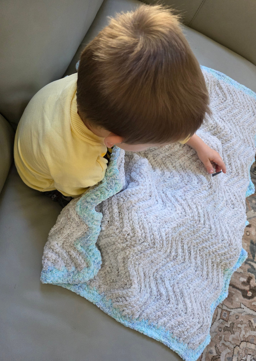 Bernat Frosting Baby Yarn Zigzag Blanket